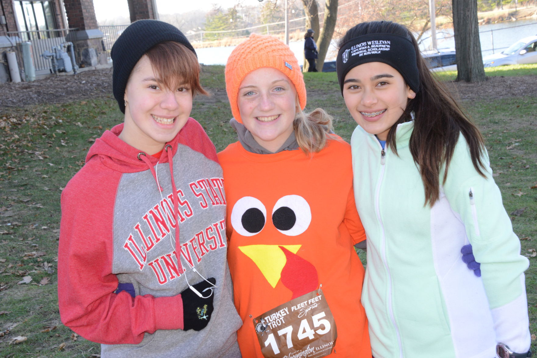 Madi Zimmmerman, Kara Loveless, Cordova Beaver